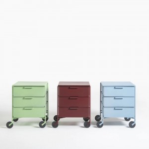 Contenedor Mobil Mat de Kartell. Accesorio ideal para oficina.