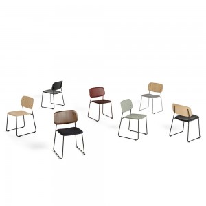 Silla con asiento tapizado Soft Edge 50 de roble con estructura de acero de gran diseño moderno para espacios interiores