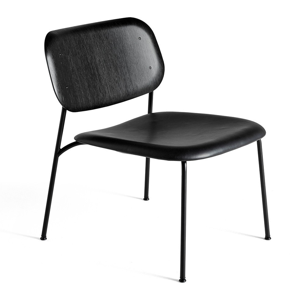 Butaca Soft Edge 10 Lounge asiento tapizado y de madera para interiores de Hay.