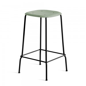 Taburete Soft Edge 80 de madera y acero de Hay para cafés y restaurantes.