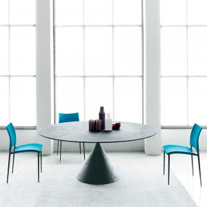 Silla elegante Sand tapizada para comedor de Desalto. Sillas modernas.