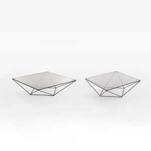 Mesa baja Avet de Prostoria.