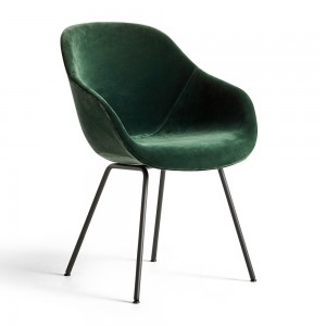 Silla AAC 127 tapizada de Hay. Silla nórdica tapizada.