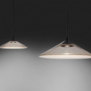 Orsa 21-35 de Artemide. Tienda online lámparas de diseño modernas.