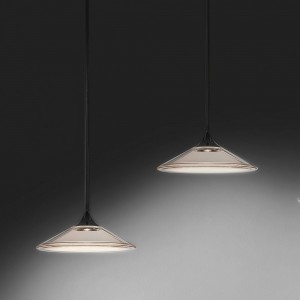 Orsa 21-35 de Artemide. Tienda online lámparas de diseño modernas.