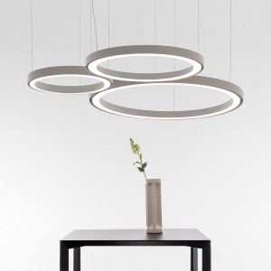 Lámpara Suspensión Ripple Cluster Artemide con un diseño moderno y único.