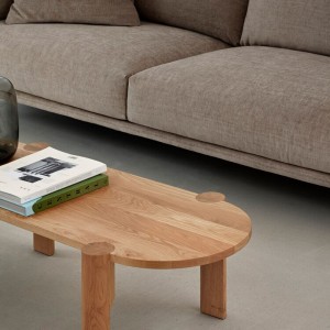 Sofá Must de Omelette ed. Sofá de diseño ideal para ambientes interiores.