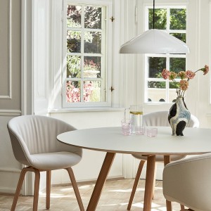 Lámpara de suspensión Pao acero Hay. Excelente lampara de LED para salón.