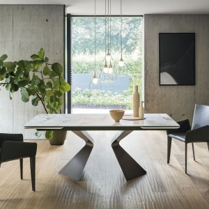 Mesa Prora extensible de Bonaldo. Mobiliario de diseño para interiores.