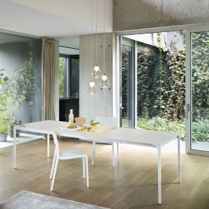 Mesa Zen extensible de Bonaldo. Mobiliario de diseño moderno italiano.