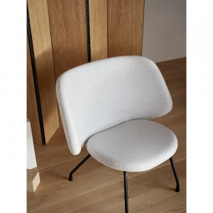 Silla Evy de Softline. Sillas modernas para comedor. Muebles de diseño.