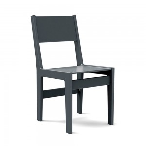 Silla de comedor T81 de Loll Designs. Productos hechos con material reciclado.