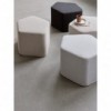Pouf Lake de diseño nórdico Softline. Poufs modulares para hogar y contract.