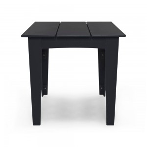 Mesa Alfresco cuadrada de Loll Designs. Productos hechos con material reciclado.