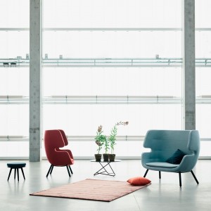 Butaca Moai de Softline. Butacas y sillones contemporáneos de diseño nórdico.