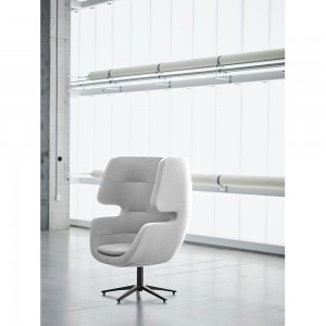 Butaca Moai de Softline. Butacas y sillones contemporáneos de diseño nórdico.