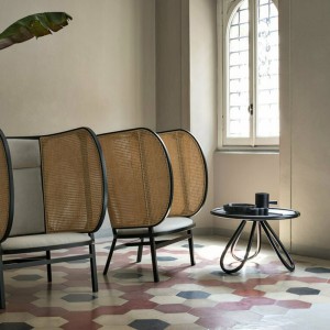 Mesa Auxiliar Arch Madera de GTV Thonet Vienna. Mesitas para salón de diseño.