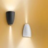 Molla Outdoor de Artemide un aplique moderno y elegante ideal para exteriores.