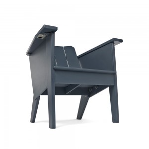 Silla Deck de Loll Designs. Productos hechos con material reciclado.