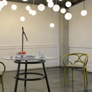 Butaca Brezel de GTV Thonet Vienna. Sillas de madera con asiento tapizado.