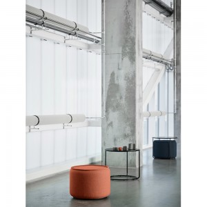 Mesa auxiliar Tom de Softline. Mesas auxiliares de diseño nórdico para salón.