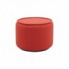 Set de mesa auxiliar y pouf Tom de Softline. Mesas auxiliares de diseño nórdico para salón.