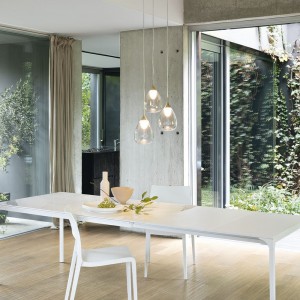 Lámpara suspendida Gocce de Bonaldo. Diseño de iluminación interior.