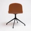 Silla Bob XL giratoria tapizada de Ondarreta. Sillas modernas.