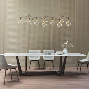 Lámpara techo Sofì de Bonaldo. Diseños italianos de iluminación interior.