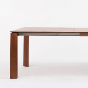 Mesa extensible moderna Iru de Ondarreta. Mobiliario de diseño