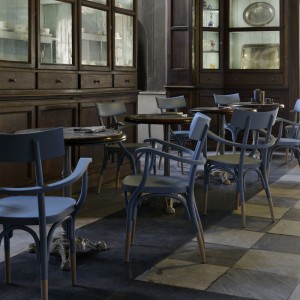 Sillón Czech de GTV Thonet Vienna. Sillones, butacas y sillas para salón.