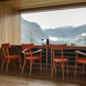 Sillón Czech de GTV Thonet Vienna. Sillones, butacas y sillas para salón.