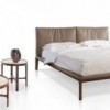 Cama Join de Alivar. Muebles modernos italianos. Mobiliario de diseño elegante.