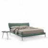 Cama Maya de Alivar. Muebles modernos italianos. Mobiliario de diseño elegante.