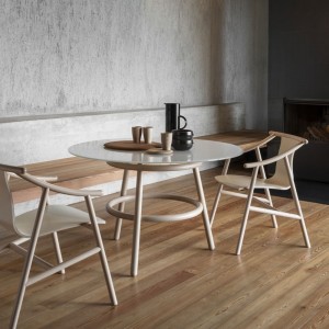 Mesa Magistretti 03 02 de GTV Thonet Vienna. Mesas de comedor redonda.