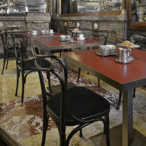 Silla Loos Café Museum de GTV Thonet Vienna. Sillas modernas para salón.