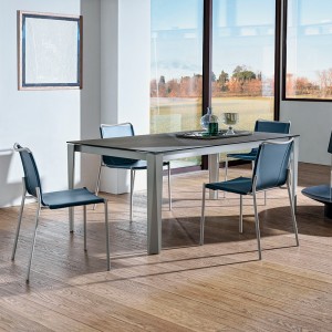 Silla Shape de Bontempi.  Sillas y butacas de diseño. Muebles italianos.