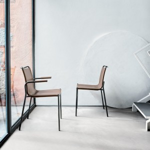 Silla Shape de Bontempi.  Sillas y butacas de diseño. Muebles italianos.