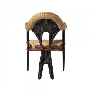 Liba Sillón de Driade. Sillón de diseño contemporánea de ratán en madera.