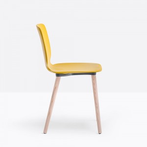 Silla Babila 2750 de Pedrali. Sillas de diseño. Sillas para comedor o contract.