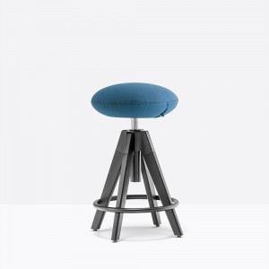Taburete Arki ARKW8 de Pedrali. Taburetes de diseño. Tabures contract.