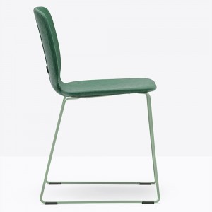 Silla Babila 2731/2741 de Pedrali. Sillas de diseño. Sillas tapizadas.