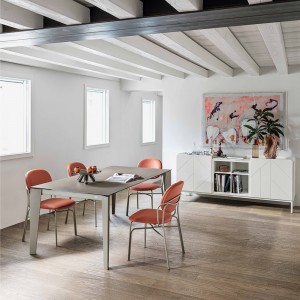 Aparador Pica Lacado Diáfano de Bontempi. Muebles modernos de diseño italiano.