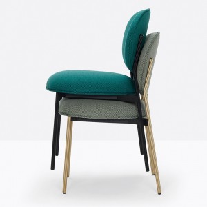 Silla Blume 2950 de Pedrali. Sillas de diseño. Sillas tapizadas modernas.