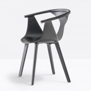 Sillón Fox 3725 de Pedrali. Sillones modernos de polipropileno para salón.