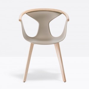 Sillón Fox 3725 de Pedrali. Sillones modernos de polipropileno para salón.