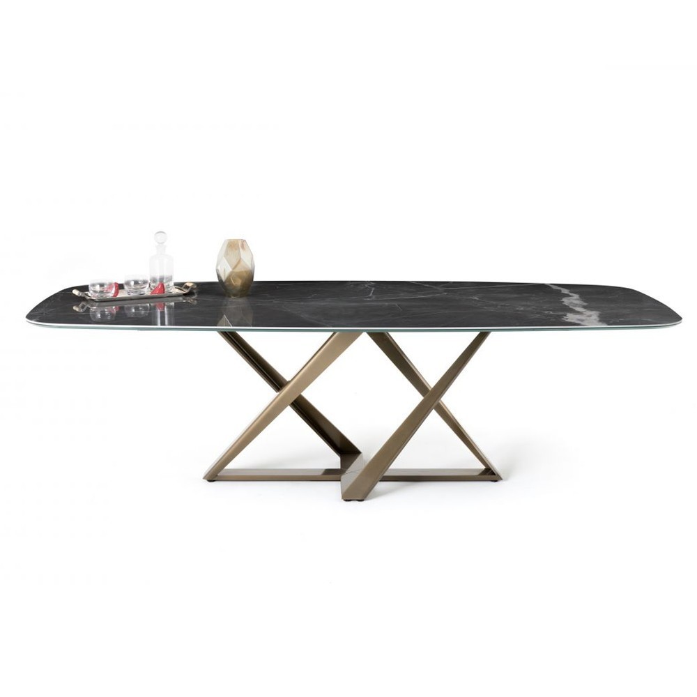 Mesa Millennium Cantos Redondeados de Bontempi. Mesas de comedor de diseño.