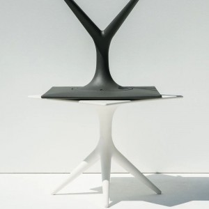 Mesa App de Driade. Elegantes muebles de interior para el hogar. Mesas bar.