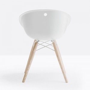 Sillón Gliss 904/905 de Pedrali. Sillones de diseño. Sillones y butacas modernas.