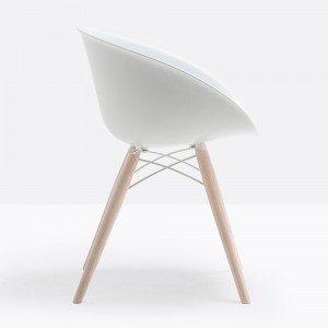 Sillón Gliss 904/905 de Pedrali. Sillones de diseño. Sillones y butacas modernas.